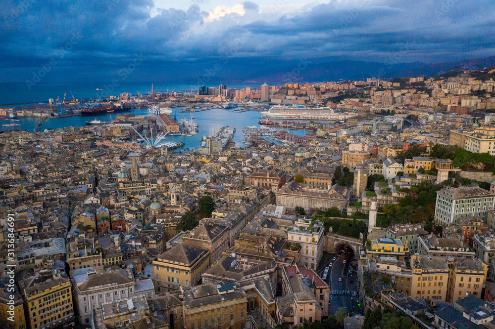 Genova porto antico Italia
