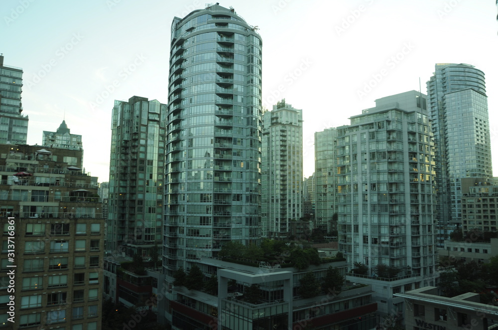 Fototapeta premium modern buildings in Vancouver