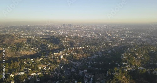 Wallpaper Mural 4k Drone Hollywood Hills Los Angeles mountains, blue skies, freeways, reservoir, downtown and hollywood. Torontodigital.ca