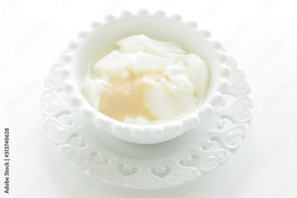 Vanilla Condense milk and yogurt for healthy dessert Vanilla Condense milk and yogurt for healthy dessert