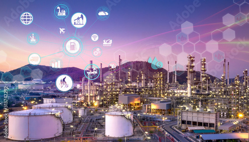 Slika na platnu Oil and Gas Refinery plant as icon concept petrochemical industry