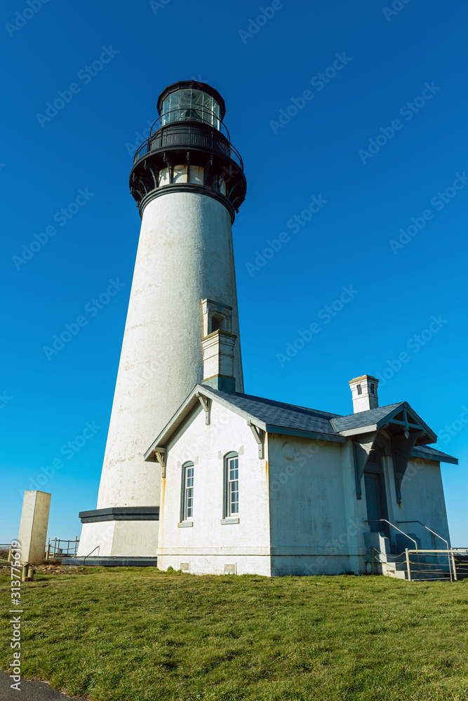 The Yaquina Head Lighthouse and Adjacent Building, Newport, Oregon, USA The Yaquina Head Lighthouse and Adjacent Building, Newport, Oregon, USA
