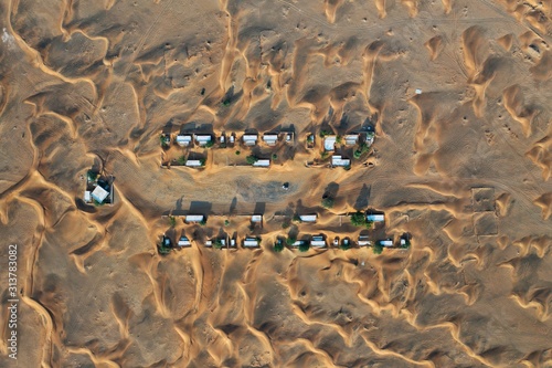 Foto 4k photos Dubai Al Madam Abandoned Village drone Aerial view of United Arab Emir