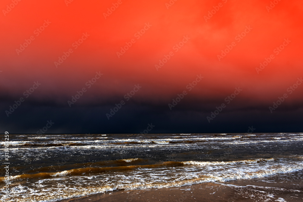 Obraz premium Stormy clouds over Baltic sea.