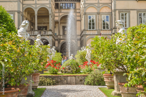 Palazzo Pfanner, Lucca