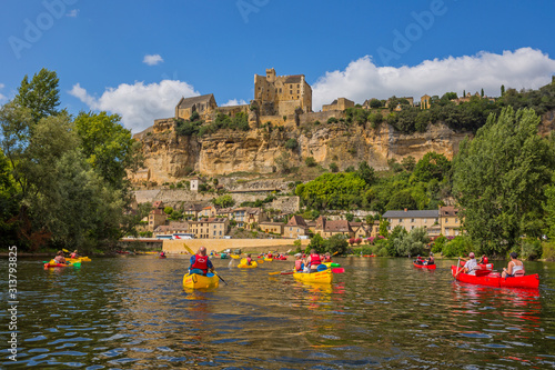 kayaking on the Dordogne photo