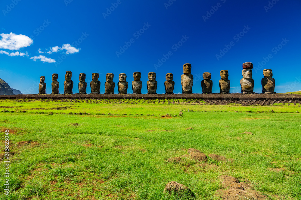 Ahu Tongariki moai platform with text space