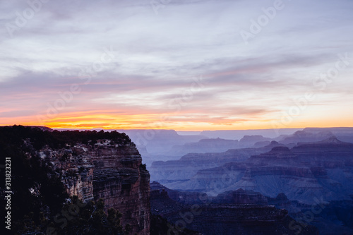 Coucher de soleil dans le parc national Grand Canyon dans le grand Ouest américain