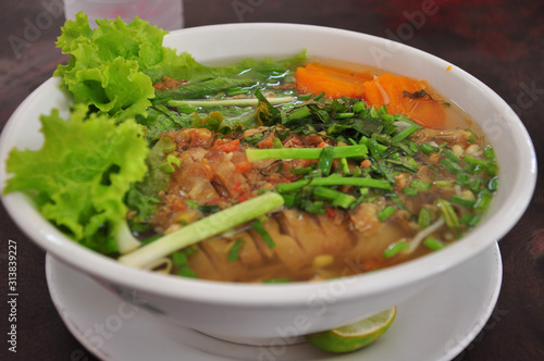 カンボジアの麺料理