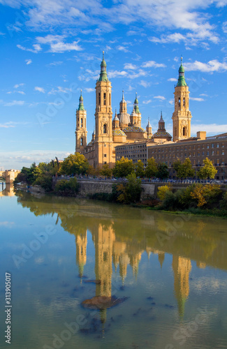 Zaragoza Basilica of Our Lady © Tamara Kulikova