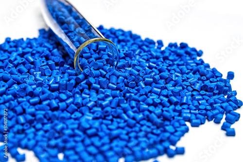 Polymeric dye. Colorant for plastics. Pigment in the granules.