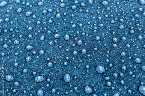 Frost auf einer Oberfläche, Eiskristalle 
