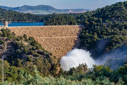 Lake Embalse del Guadalhorce, Ardales Reservoir, Malaga, Andalusia, Spain