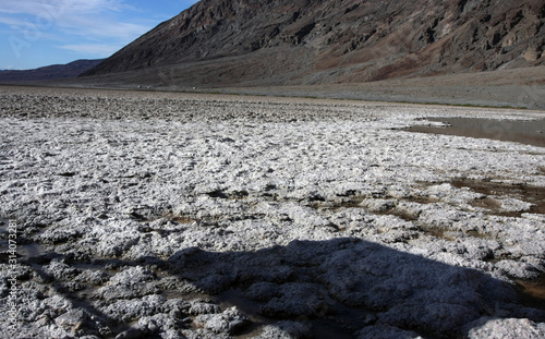 Badwater basin, Death Valley National Park, Mojave Desert, California, USA © Klaus Nowottnick