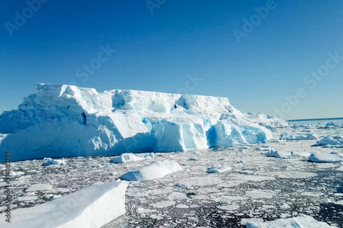 Ice arrays of antarctica. Icebergs in Antarctic © Ludmila