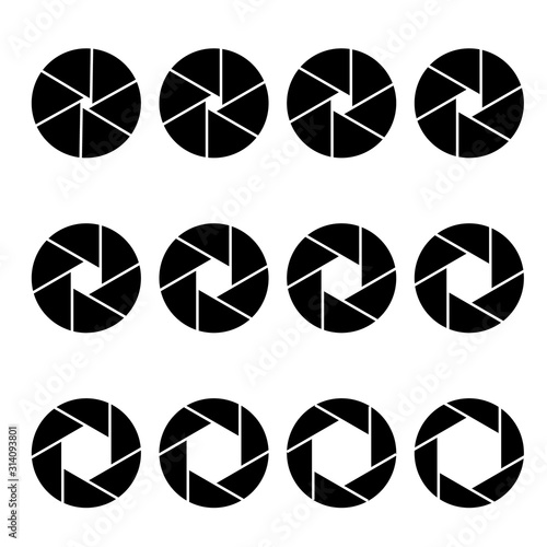 Camera lens diaphragm icon set. Camera shutter symbols, Vector illustration