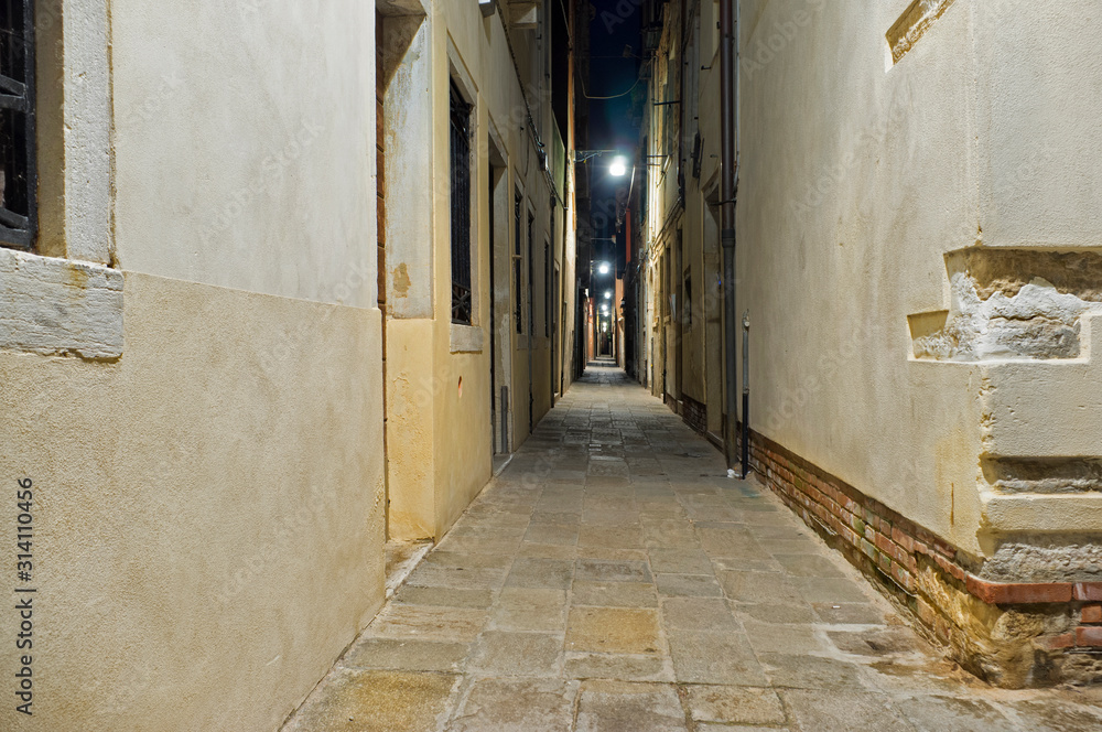 narrow street of Venice, Italy