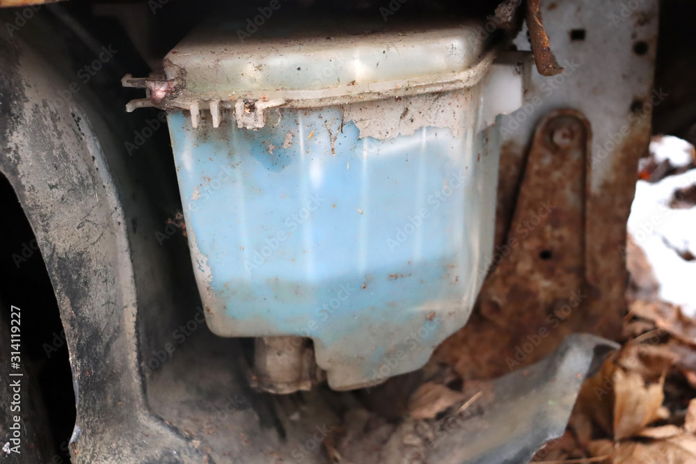 Washer fluid reservoir in the car Washer fluid reservoir in the car