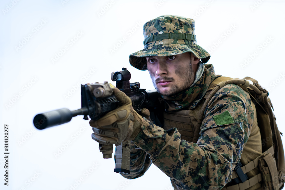 soldier in action aiming laseer sight optics soldier in action aiming laseer sight optics