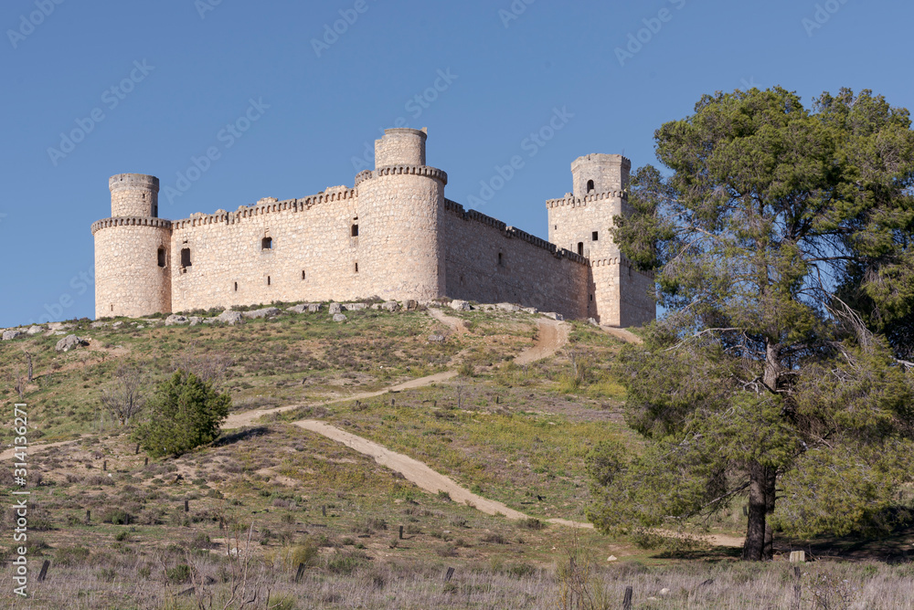  Old castles of Castilla la Mancha