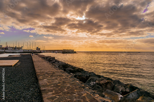 amanecer  mar  olas paisaje