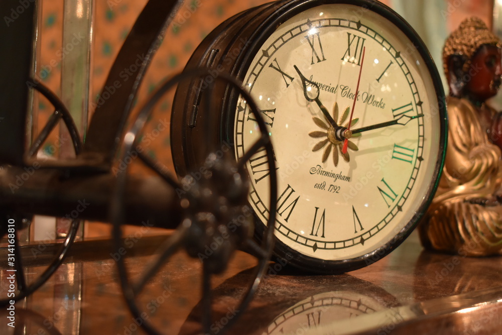 Fototapeta premium kompas na starej mapie