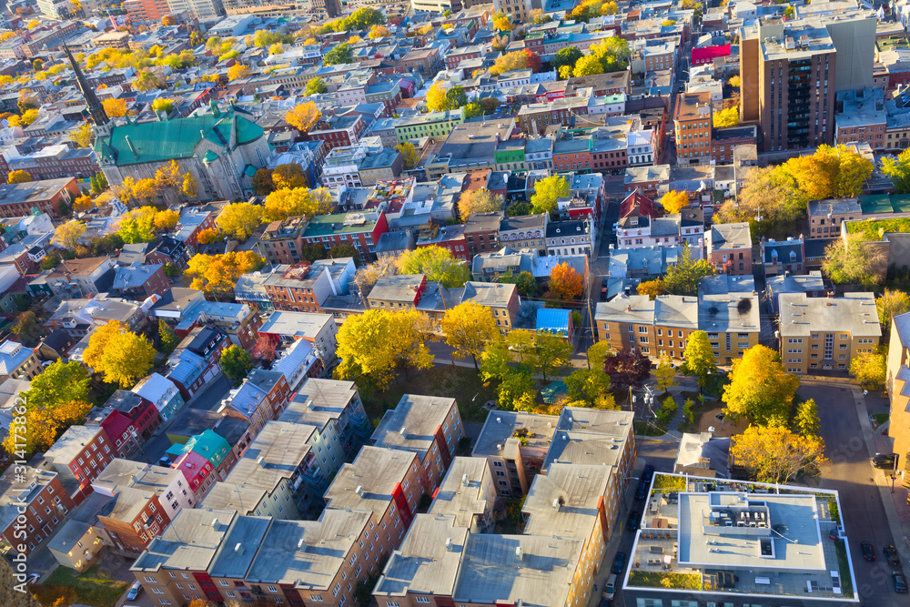 Obraz premium Quebec - La ville en couleurs en automne