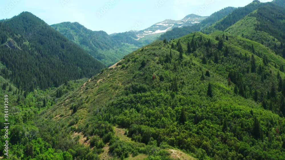 Slow reveal of beautiful mountain valley in Wasatch Mountains Utah 4K Slow reveal of beautiful mountain valley in Wasatch Mountains Utah 4K