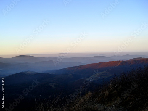 Piękny widok z Babiej Góry we mgle...