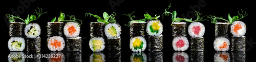 maki sushi set photo
