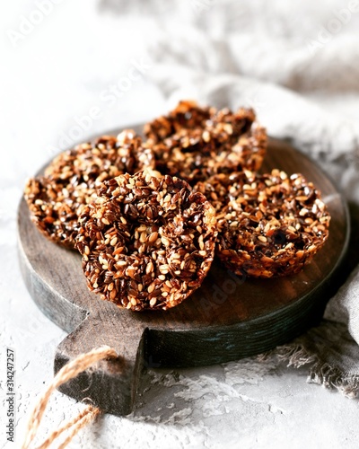 Energy cookies (from sesame seeds, flax seeds and other cereals)