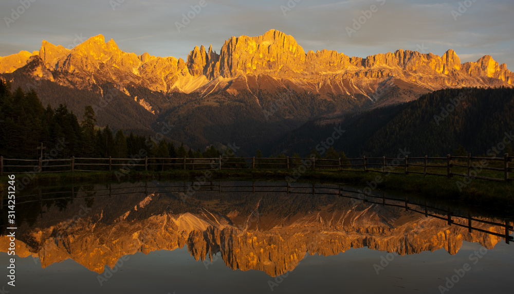 Rosengarten in den Dolomiten, Südtirol, Italien