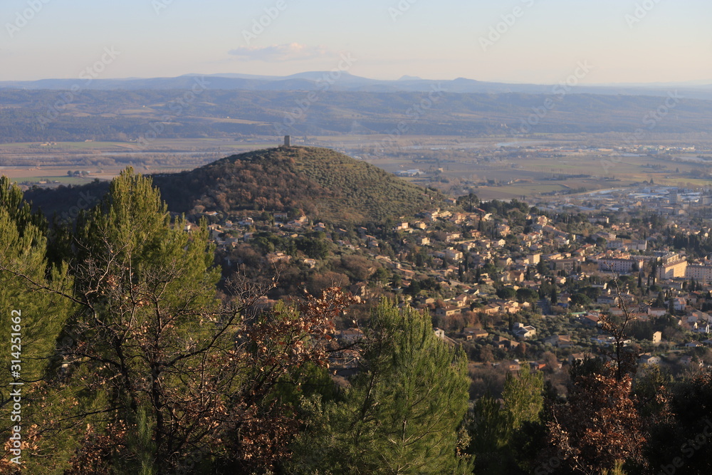 promenade dans les collines de Jean Giono