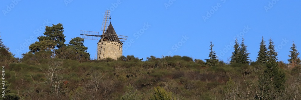 moulin à vent en Provence