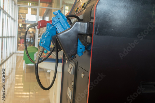 Wallpaper Mural The guns of the old game cabinets and belongings are blue antiques that are broken and unusable. Torontodigital.ca