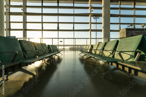 Obraz na płótnie Chairs in modern airport terminal w salonie