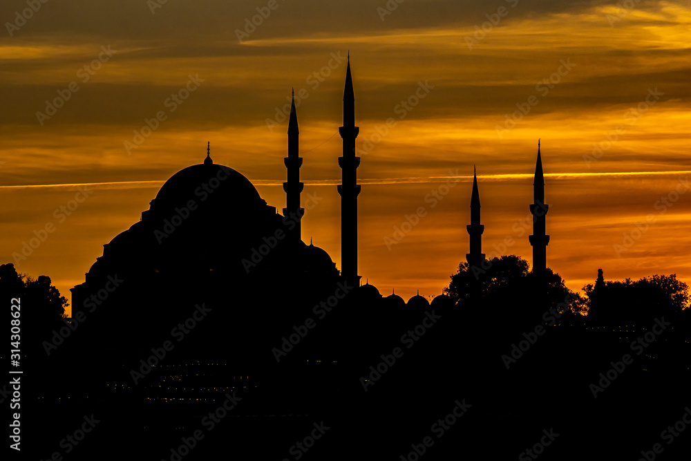 Blue Mosque at sunset in Istanbul, Turkey