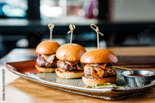 Quadro su tela Beef sliders on a plate