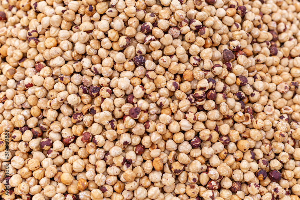 frische geröstete Haselnüße frische geröstete Haselnüße