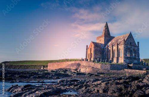 Fototapet St. Monans Kirk church, Fife, Scotland 2019. built in 1362