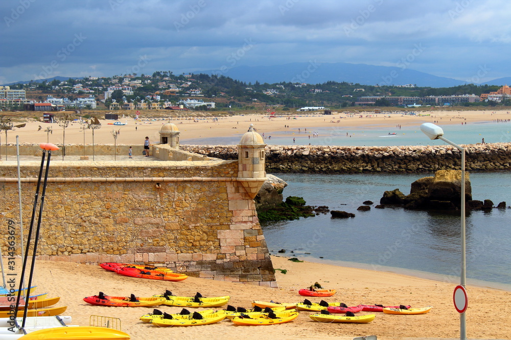 Φωτογραφία Fort of Ponta da Bandeira in Lagos, Portugal