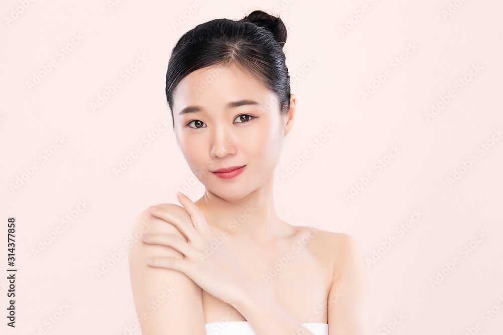 Portrait beautiful young asian woman clean fresh bare skin concept. Asian girl beauty face skincare and health wellness, Facial treatment, Perfect skin, Natural make up Portrait beautiful young asian woman clean fresh bare skin concept. Asian girl beauty face skincare and health wellness, Facial treatment, Perfect skin, Natural make up