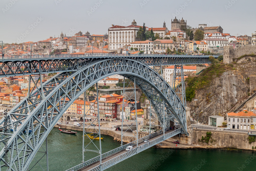 Dom Luis I bridge over Douro river in Porto, Portugal