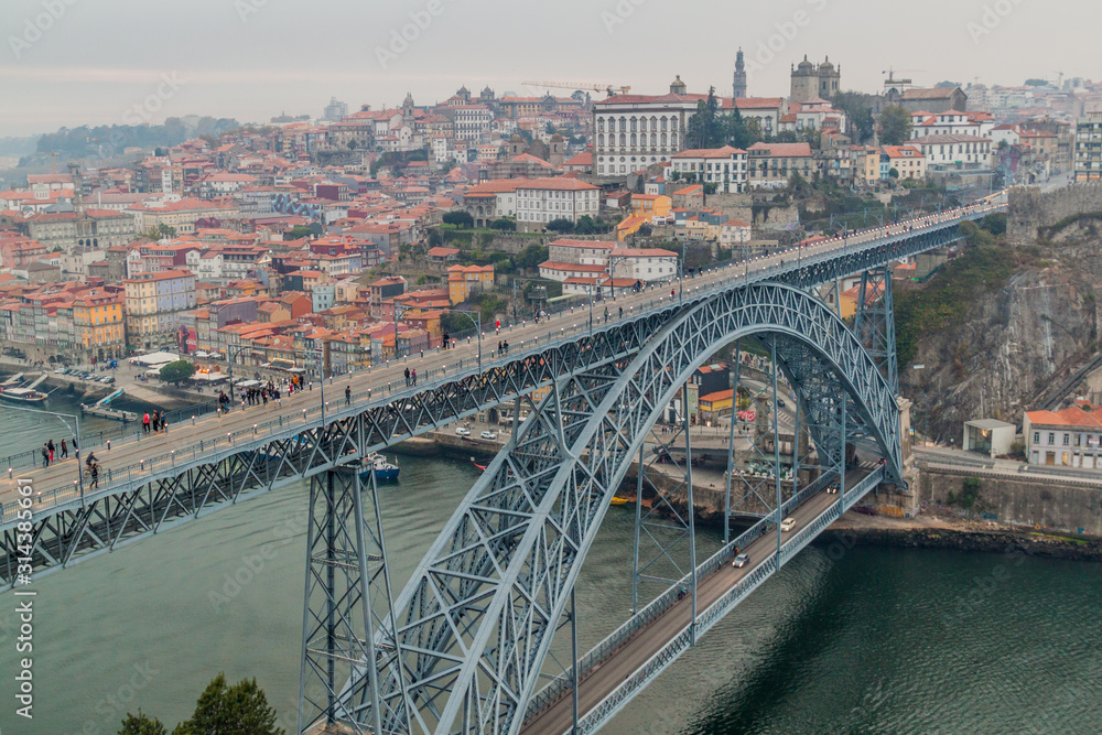 Dom Luis bridge over river Douro in Porto, Portugal.