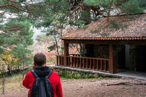 Senderista en el Centro de Visitantes Valle de La Fuenfría. Cercedilla. Madrid photo