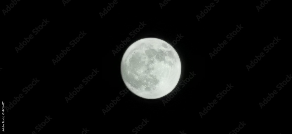 Obraz premium full moon in the sky