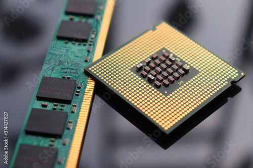 Computer RAM and Processor