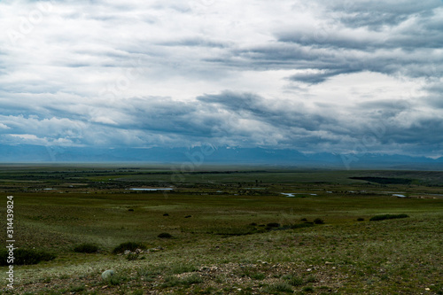 Background image of a mountain landscape. Russia, Siberia, Altai © Сергей Щепанкевич
