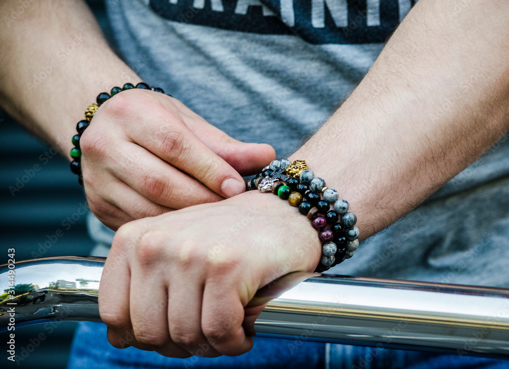  Men's and women's bracelets made of natural stone