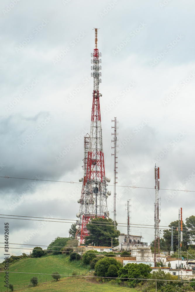 Telecommunications antenna tower in Sierra de San Cristóbal